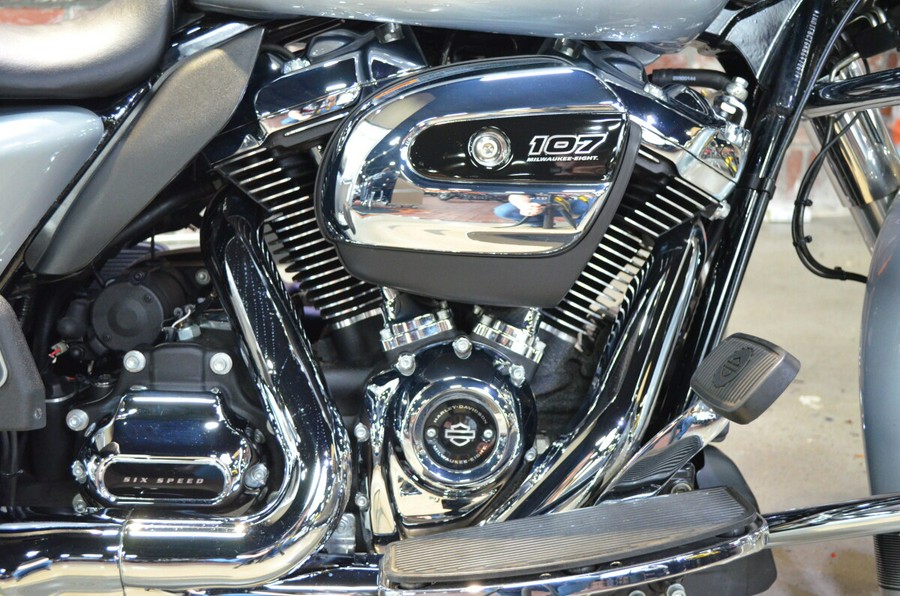 2019 Harley-Davidson Road King Barracuda Silver