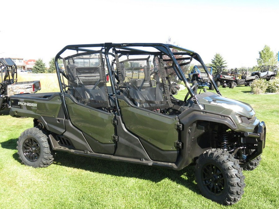 2024 Honda® Pioneer 1000-6 Deluxe Crew