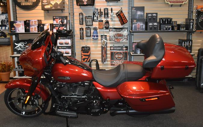 FLHX 2025 Street Glide™