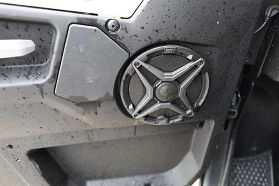 2023 Yamaha Wolverine RMAX4 1000 XT-R