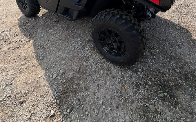 2026 Can-Am Defender XT CAB HD11