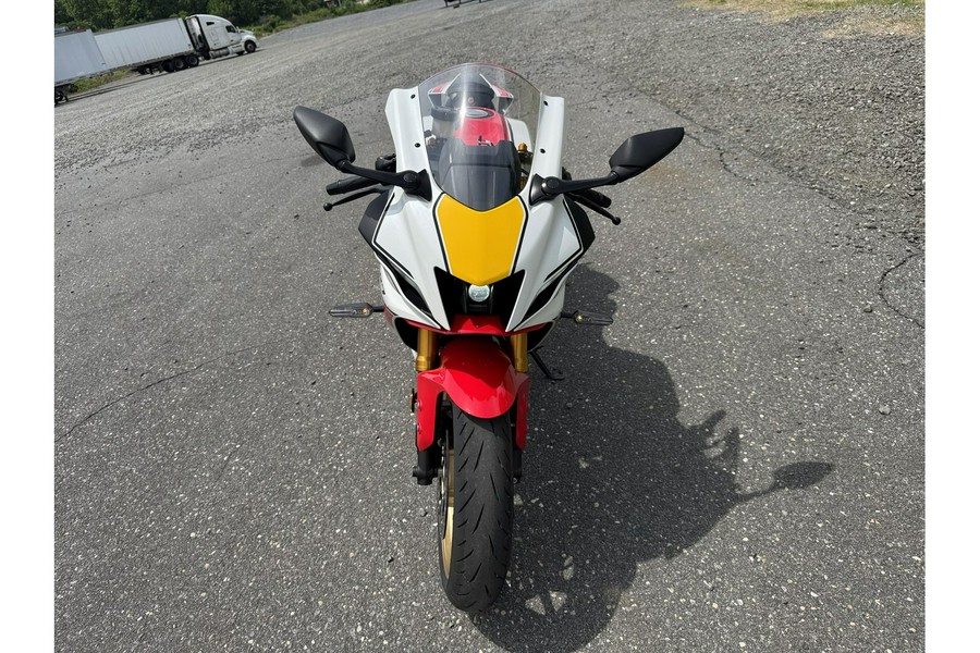 2022 R7 ANNIV EDITION - Yamaha