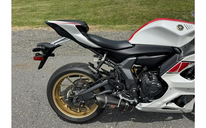 2022 R7 ANNIV EDITION - Yamaha