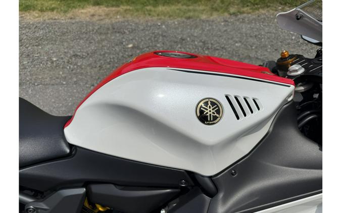 2022 R7 ANNIV EDITION - Yamaha