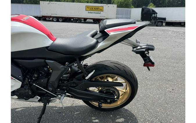 2022 R7 ANNIV EDITION - Yamaha