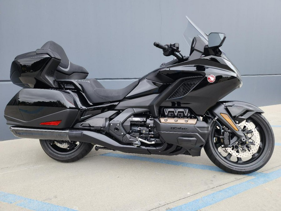 2023 HONDA GOLDWING TOUR DCT