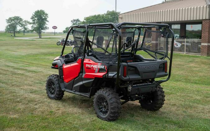 2024 Honda Pioneer 1000-5 Deluxe