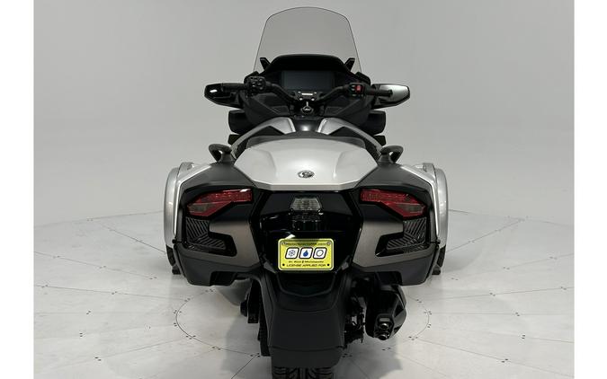 2024 Can-Am RT (SE6)