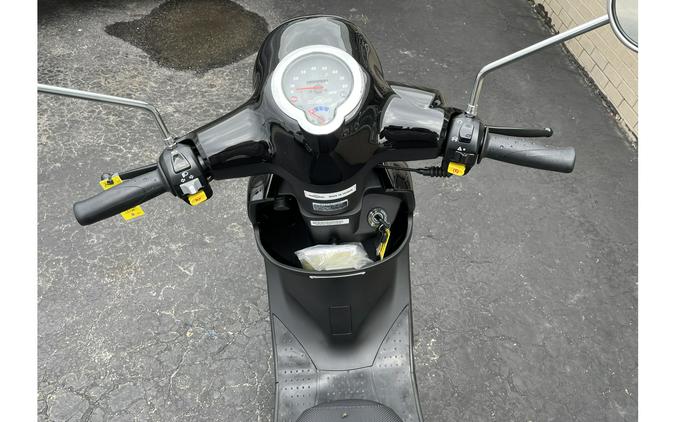 2023 Genuine Scooter Buddy 50