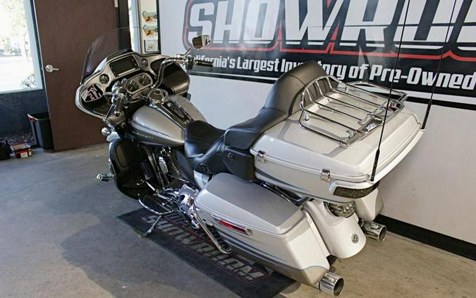 2016 Harley-Davidson® FLTRUSE - CVO™ Road Glide Ultra®