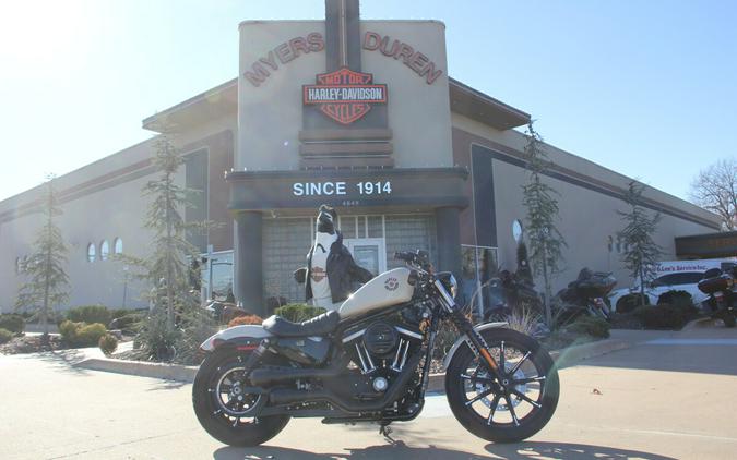 2022 Harley-Davidson Iron 883 White Sand Pearl