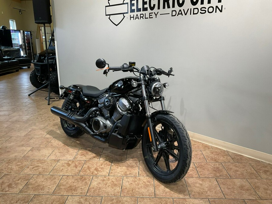 2024 Harley-Davidson Nightster™ Vivid Black RH975