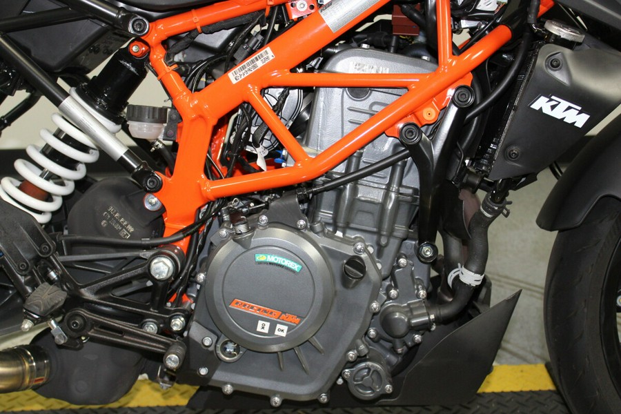 KTM 890 Duke R 2023 890DUKER 205930T BLACK