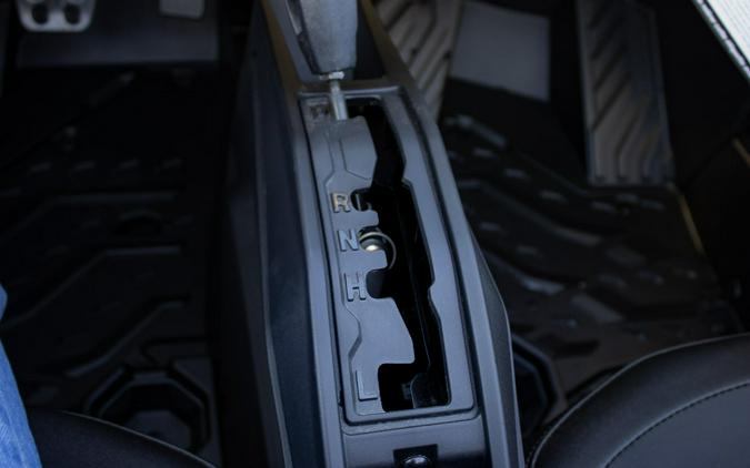 2026 CAN-AM MAVERICK SPORT X RC 1000R