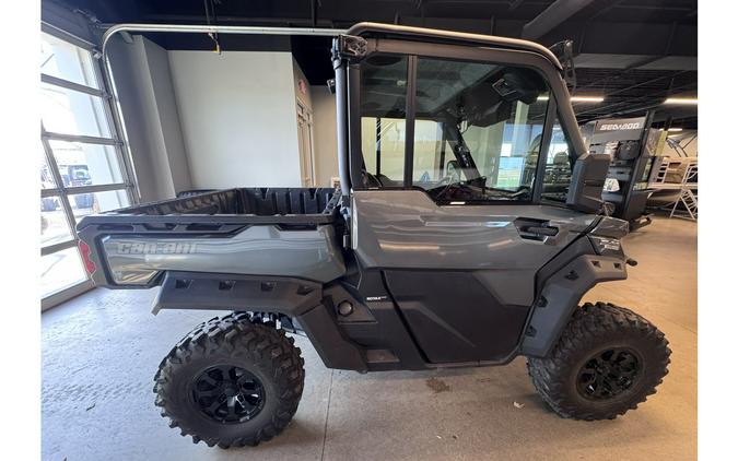 2023 Can-Am Defender Limited CAB HD10