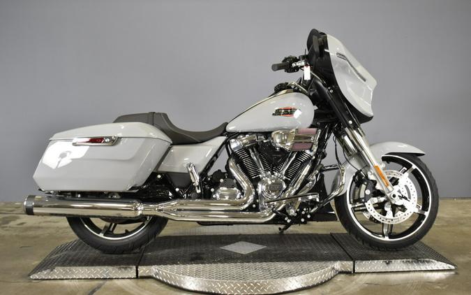 2024 Harley-Davidson Street Glide FLHX