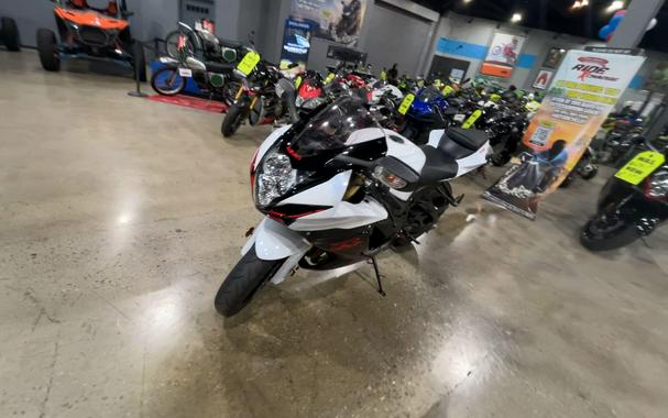2019 Suzuki GSX-R750