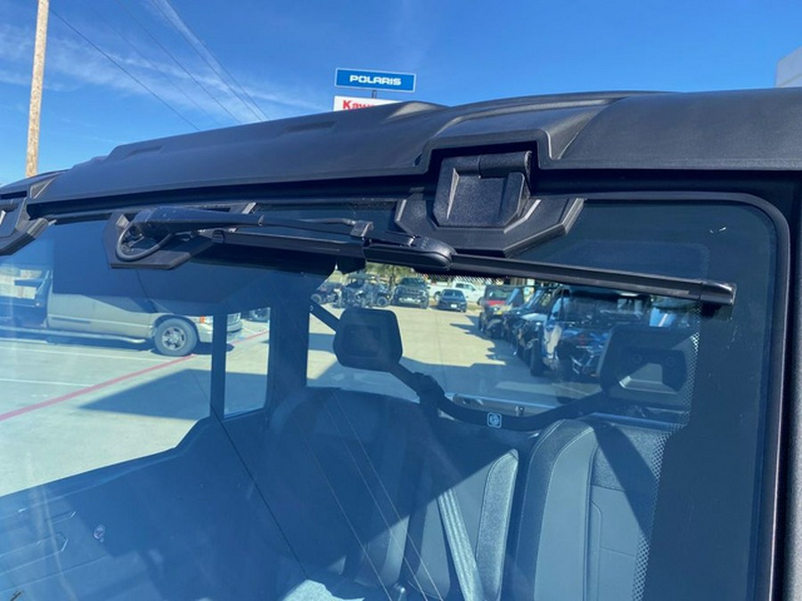 2026 Can-Am Defender XT CAB HD11 With 10.25 in.display