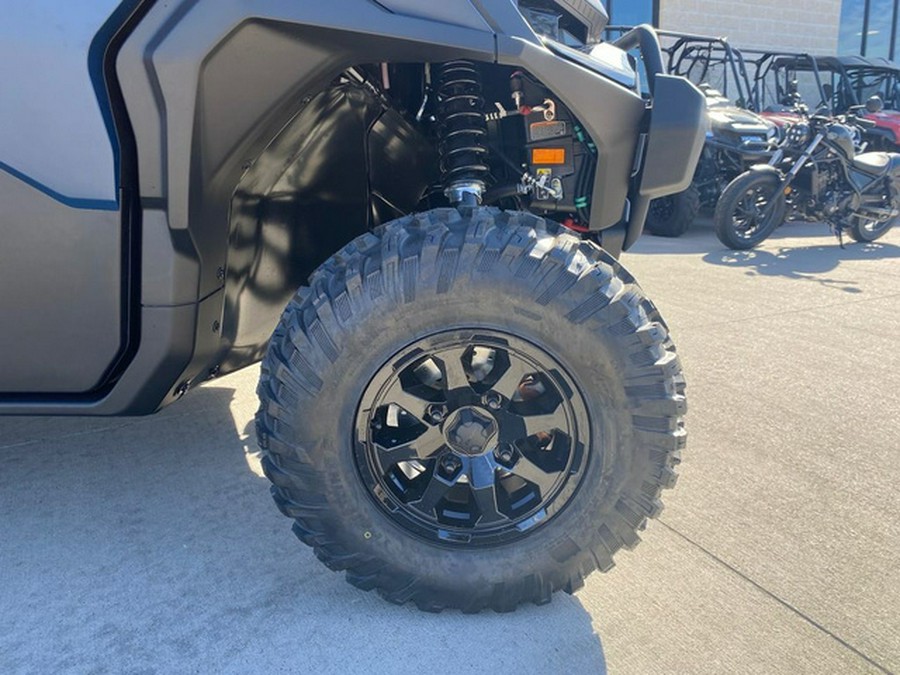 2026 Can-Am Defender XT CAB HD11 With 10.25 in.display