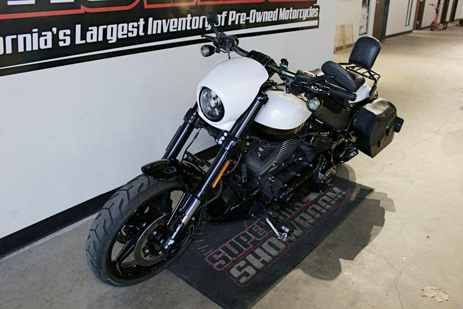 2016 Harley-Davidson® FXSE - CVO™ Pro Street Breakout®