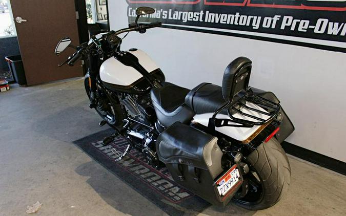 2016 Harley-Davidson® FXSE - CVO™ Pro Street Breakout®