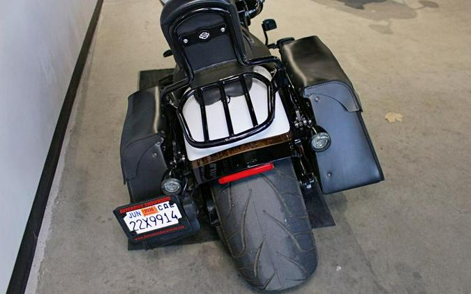 2016 Harley-Davidson® FXSE - CVO™ Pro Street Breakout®