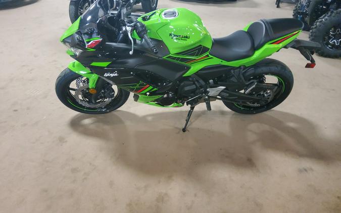 2024 Kawasaki Ninja® 650 KRT EDITION ABS