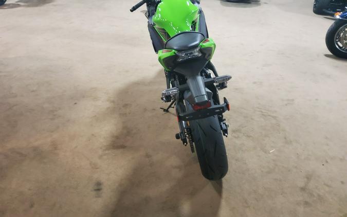 2024 Kawasaki Ninja® 650 KRT EDITION ABS