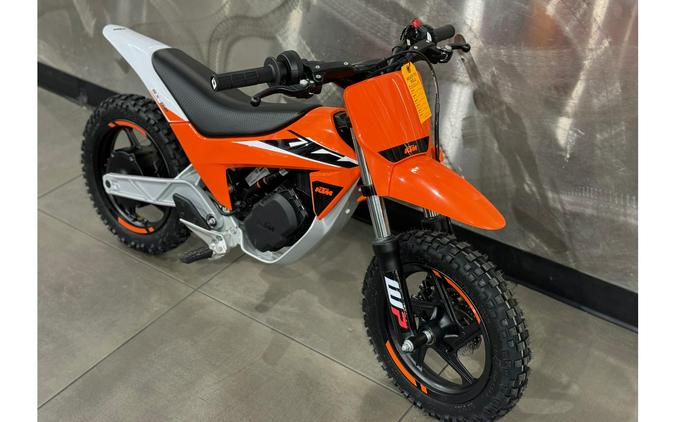 2025 KTM SX E2