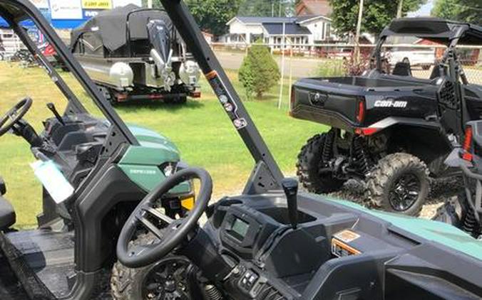 2026 Can-Am® Defender DPS HD10