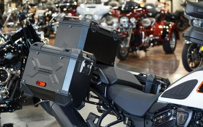 2026 Harley-Davidson® RA1250L - Pan America® 1250 Limited