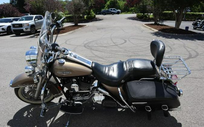 2004 Harley-Davidson FLHRCI Road King® Classic