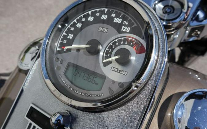 2004 Harley-Davidson FLHRCI Road King® Classic