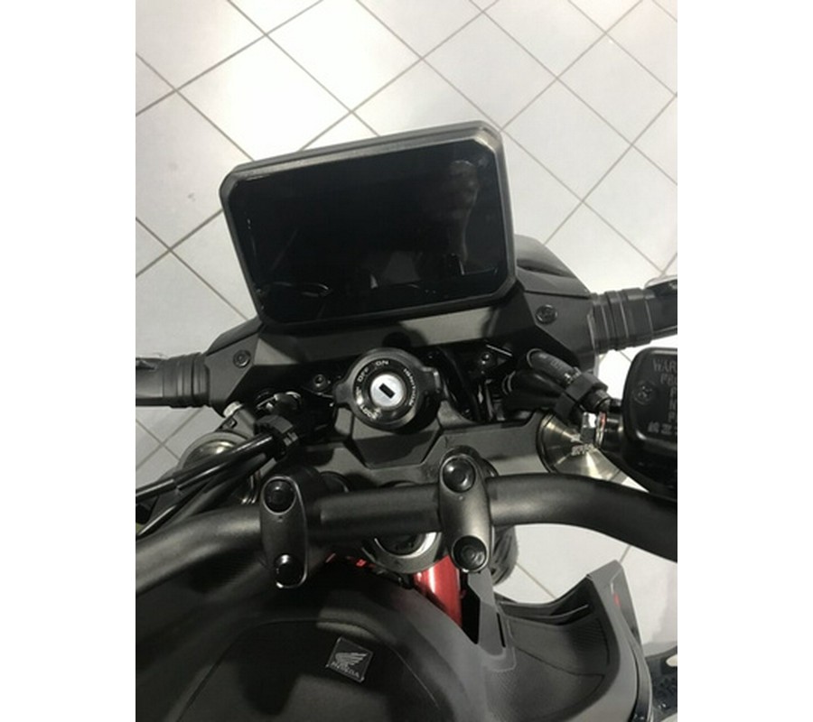 2026 Honda CB750 Hornet E-Clutch