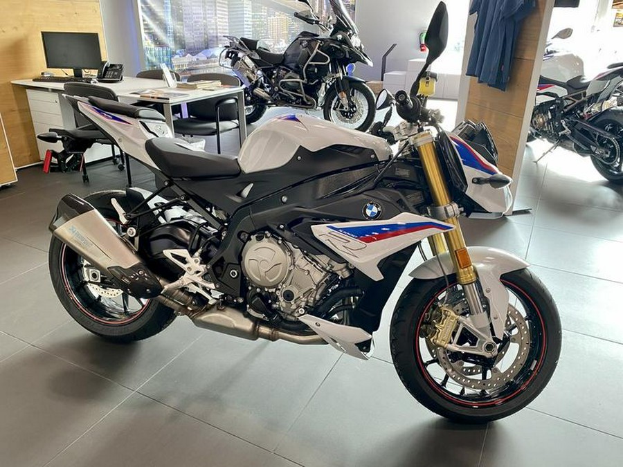 2021 BMW S1000R WHITE / RED / BLUE