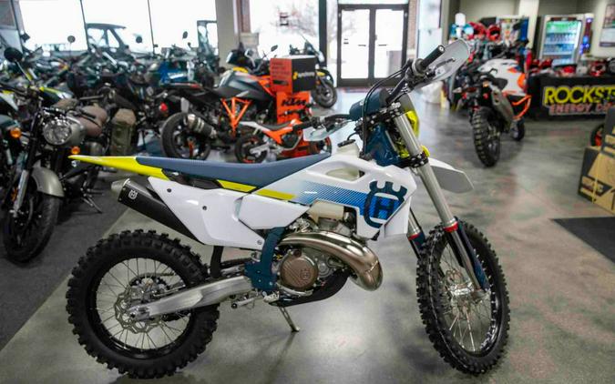 2024 Husqvarna TE 300 Pro First Look [9 Fast Facts]