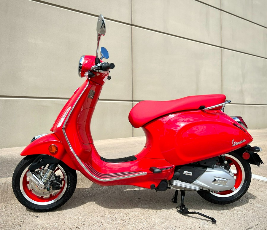 2023 Vespa Primavera 150 Red