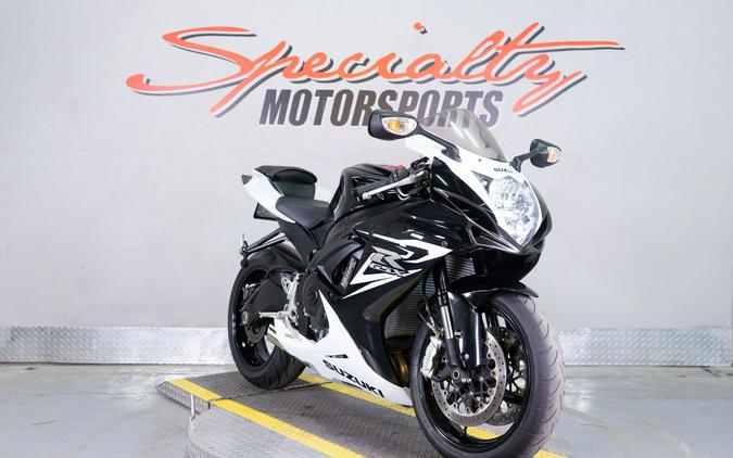 2014 Suzuki GSX-R600™