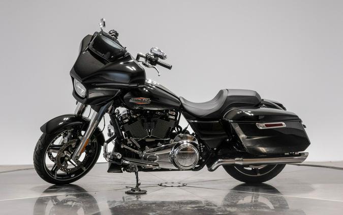 2024 HARLEY-DAVIDSON FLHX STREET GLIDE in vivid black