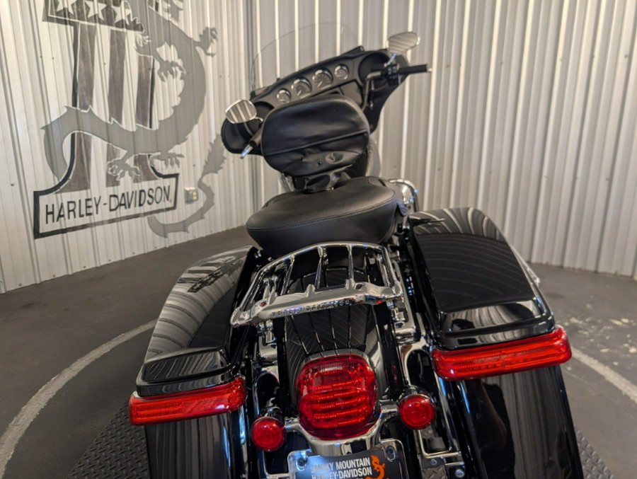 2022 Harley-Davidson ELECTRA GLIDE STANDARD