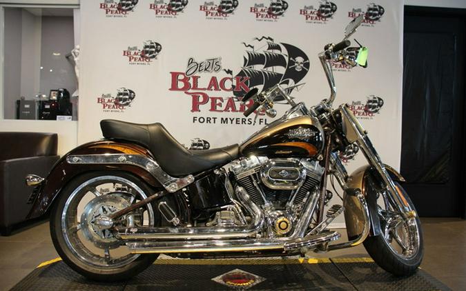 2011 Harley-Davidson FLSTSE