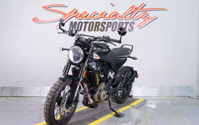 2022 Husqvarna Svartpilen 401