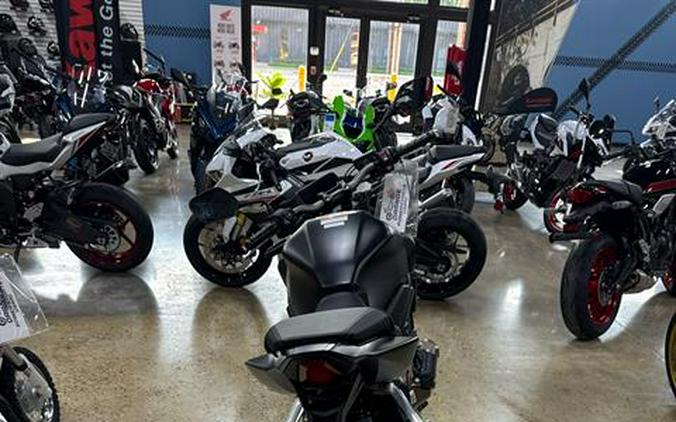 2026 Honda CB650R E-Clutch