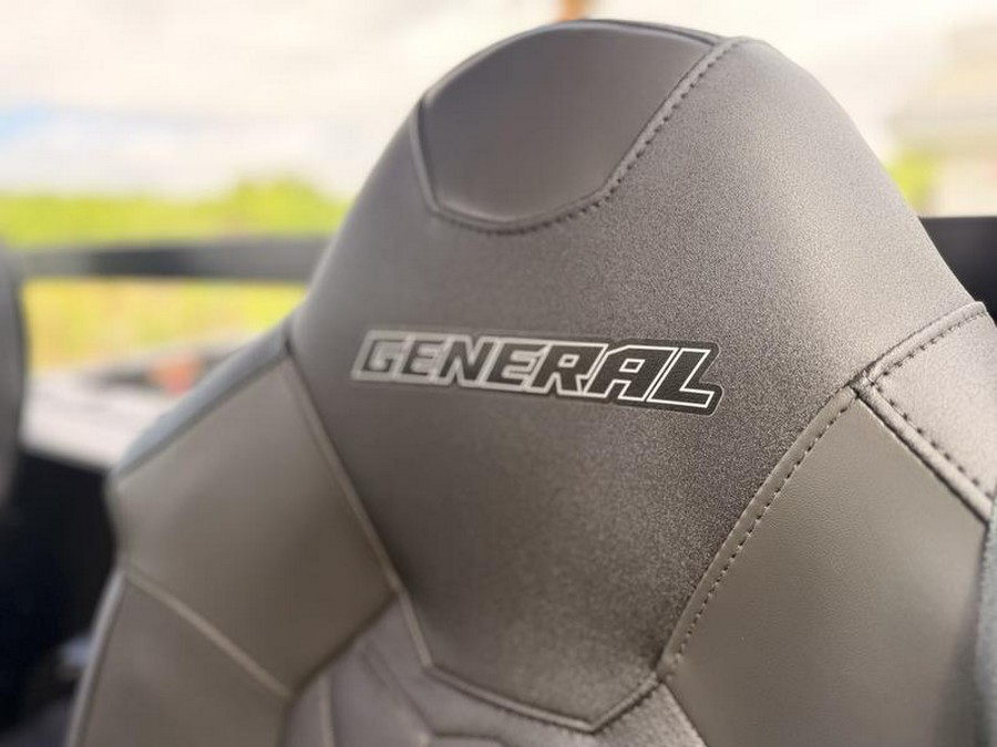 2027 Polaris® GENERAL XP 4 1000 SPORT - GHOST GRAY