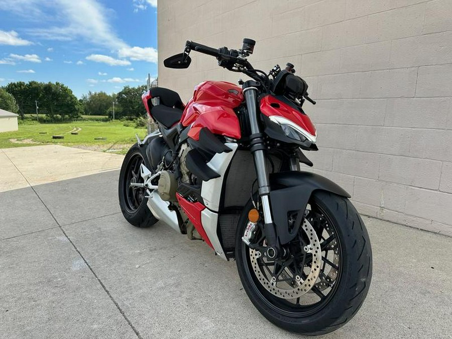 2021 Ducati Streetfighter V4 Ducati Red