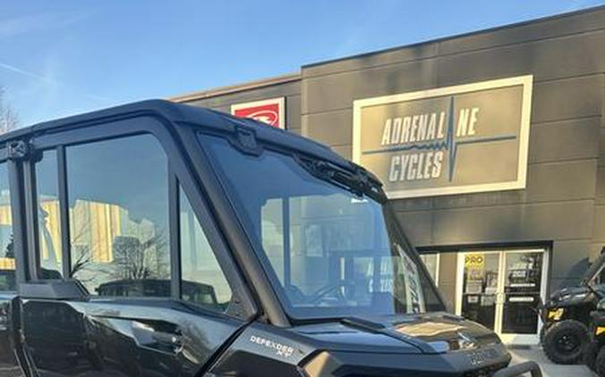 2026 Can-Am® Defender MAX XT CAB HD11 With 10.25 in.display