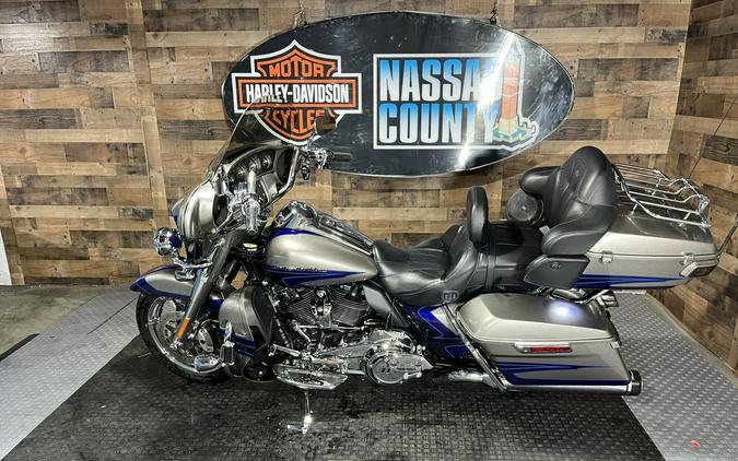 2017 Harley-Davidson Electra Glide® CVO™ Limited