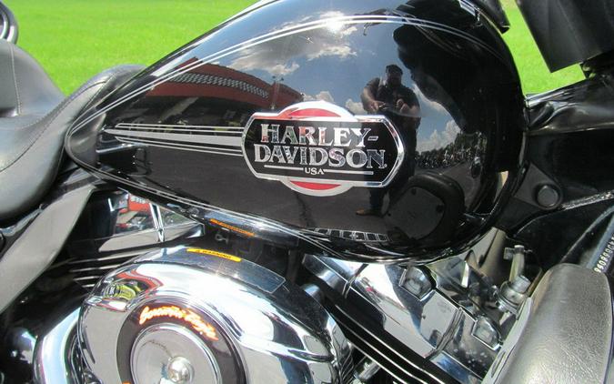 2013 Harley-Davidson® FLHTCU - Electra Glide® Ultra Classic®