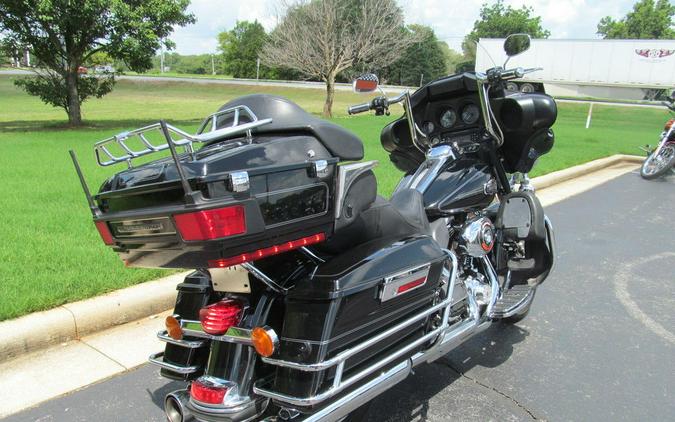 2013 Harley-Davidson® FLHTCU - Electra Glide® Ultra Classic®