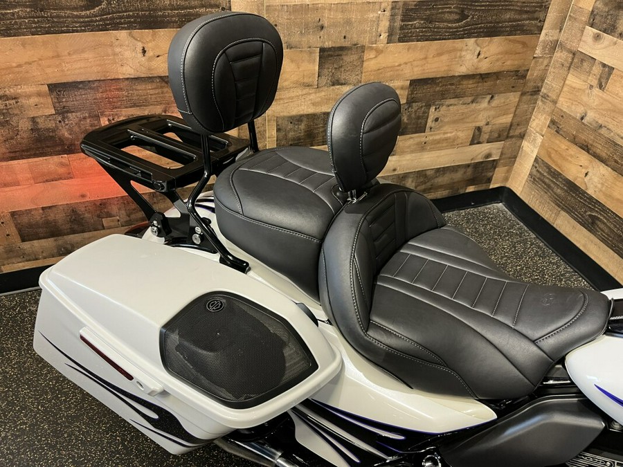 2016 Harley-Davidson® CVO™ Street Glide® White Amethyst with Black Licorice Flames